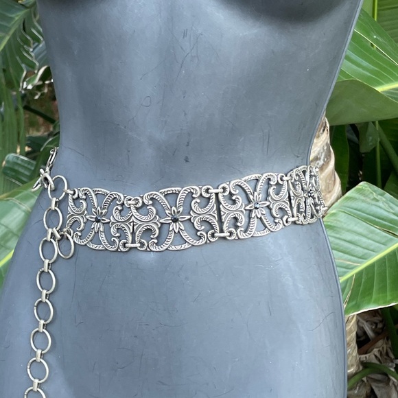 Accessories - Ornate wide chain style belt.